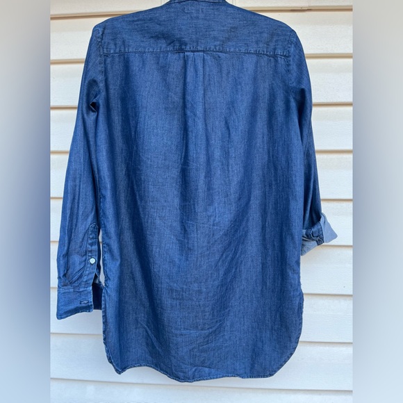 Theory blue denim-like long-sleeved button down shirt,side slits,chest pockets S - Picture 4 of 11